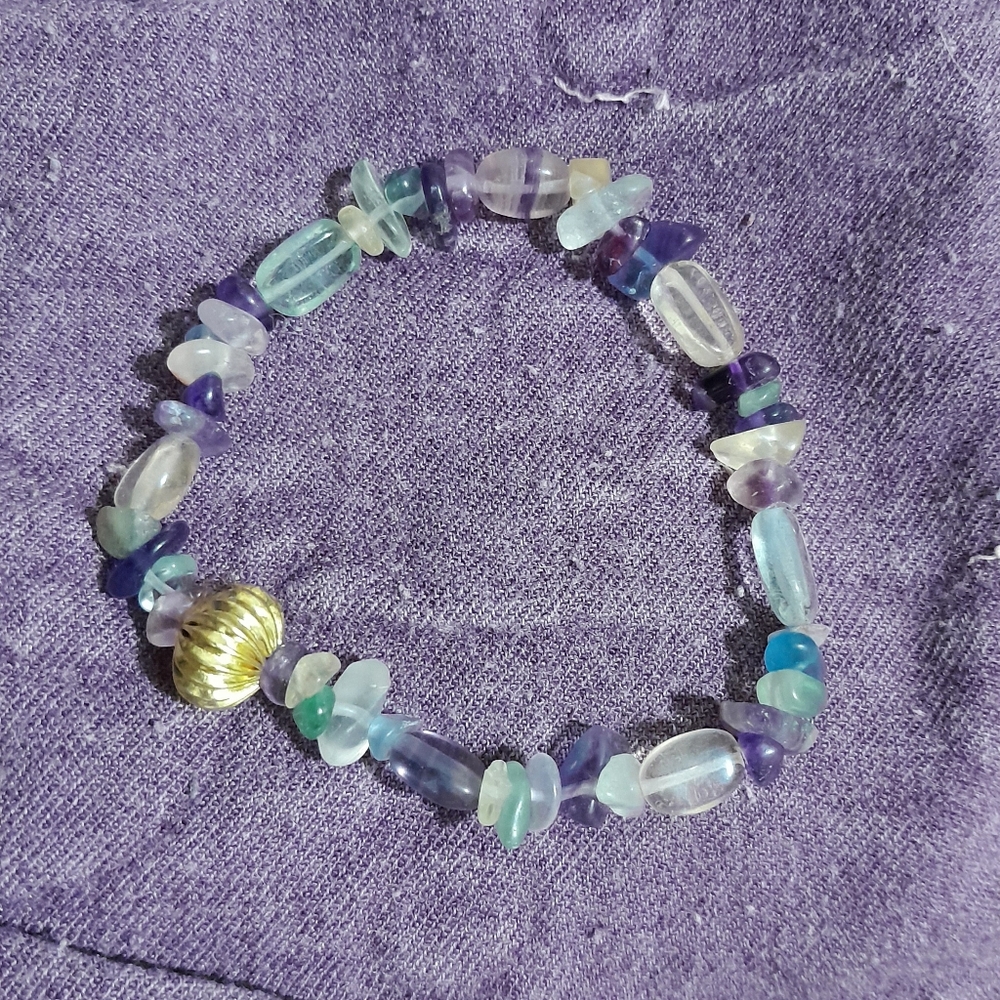 Handmade Rainbow Fluorite Stretch Bracelet - Picture 2 of 3